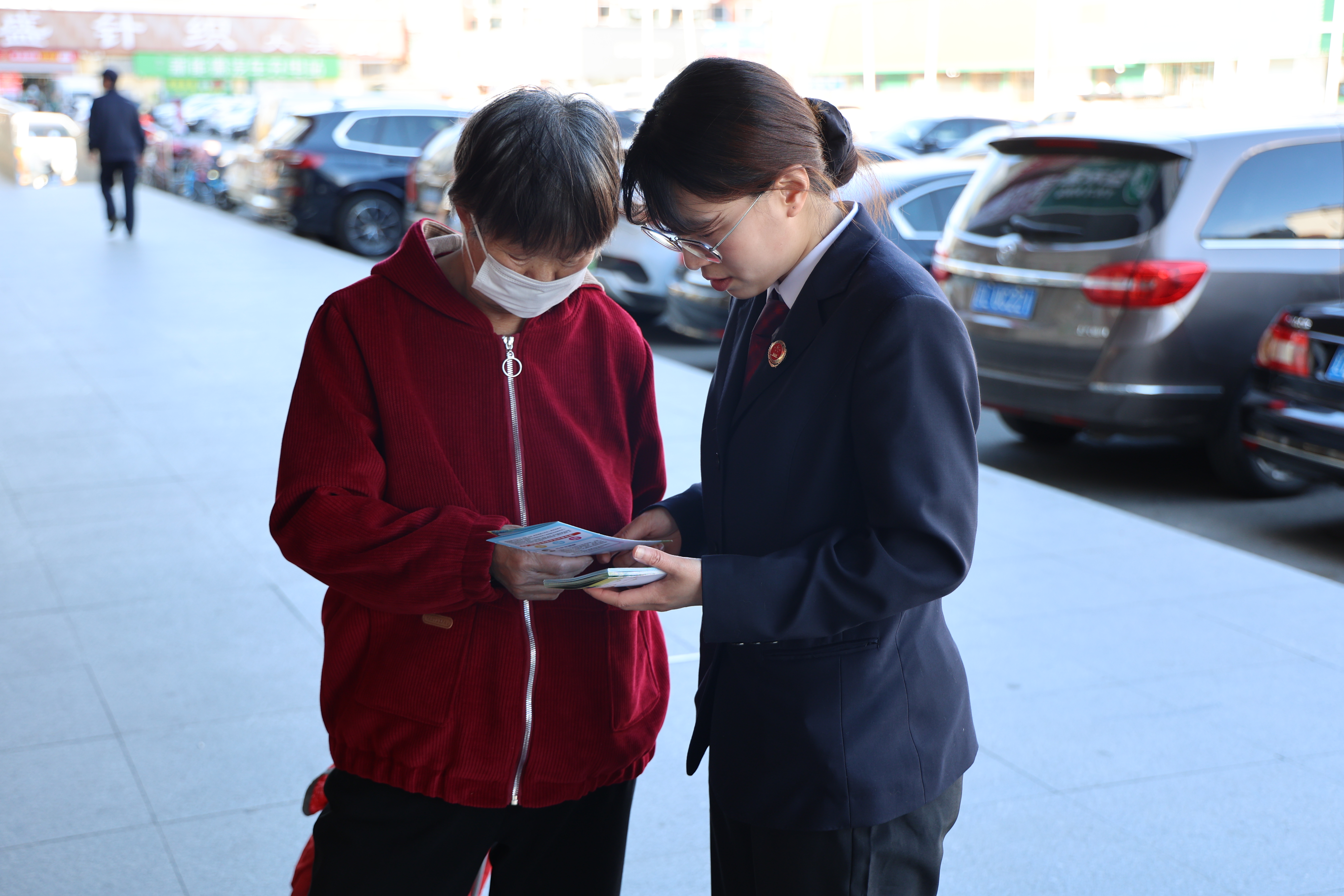 【大检动态】守护创新火种 共筑知产防线—大洼区人民检察院开展知识产权周普法宣传活动